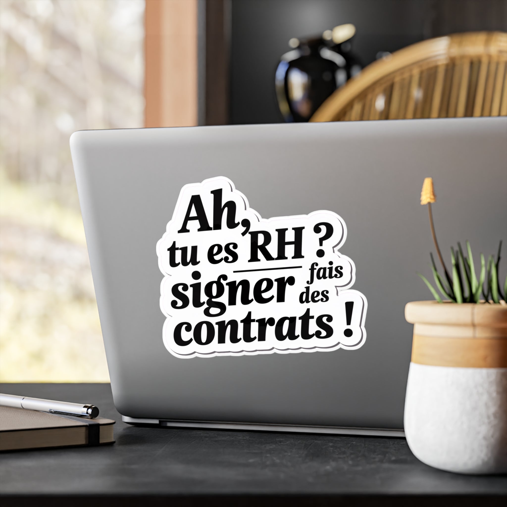 Ah, tu es RH ? Tu fais signer des contrats !